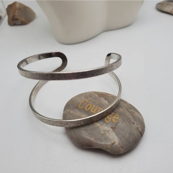 Gladiator sparkle cuff bracelet - Picture 1 of 3